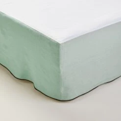 Cache Sommier CARLINA Tilleul Et Bourdon Noir -Maison Linge Magasin cache sommier CARLINA 006454 V2G 4