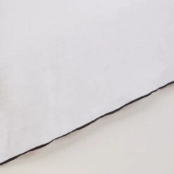 Cache Sommier CARLINA Blanc Pur Et Bourdon Noir -Maison Linge Magasin cache sommier CARLINA 006454 WG 6