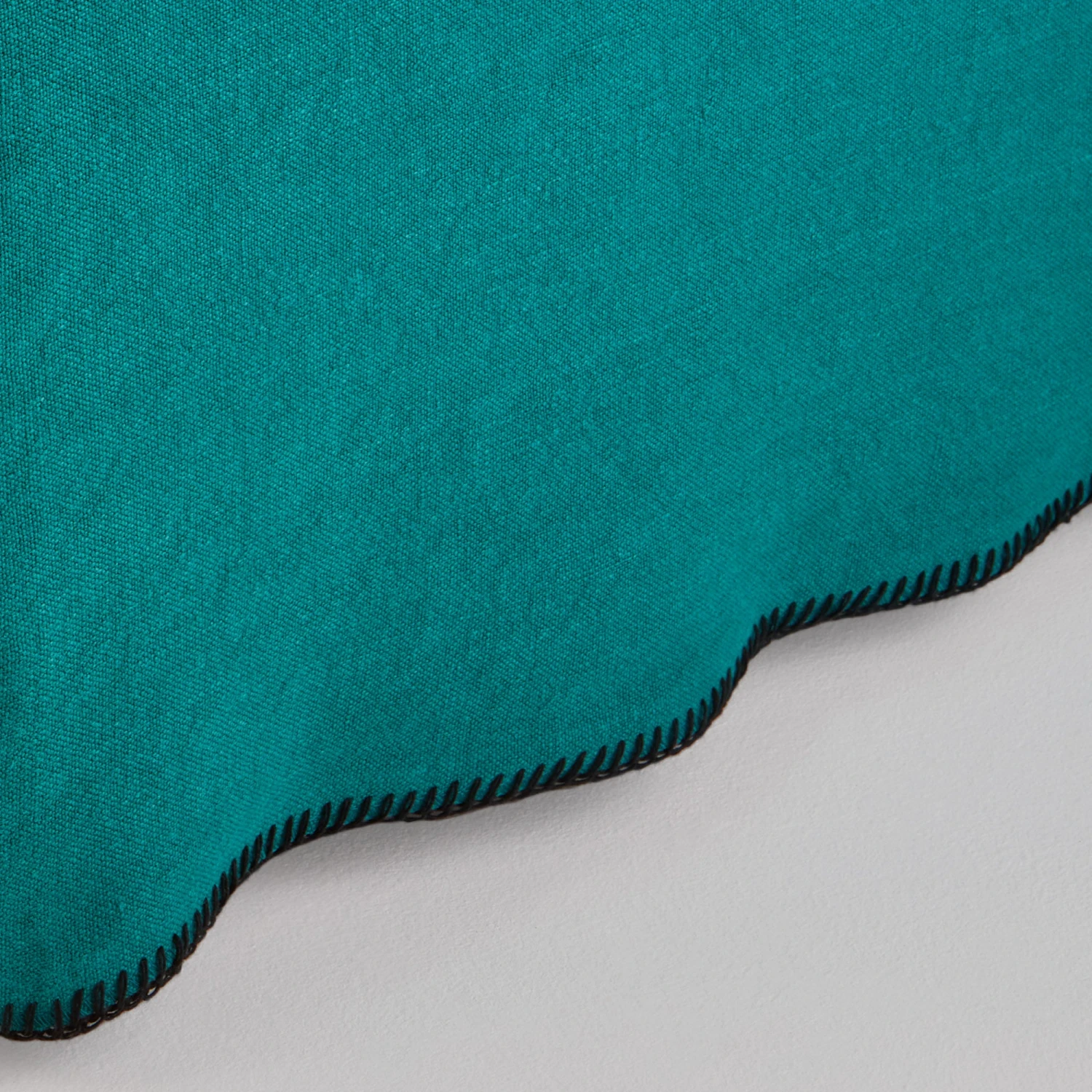 Cache Sommier NINO Lagon Et Feston Noir 5 Cache Sommier NINO Lagon Et Feston Noir – Image 5