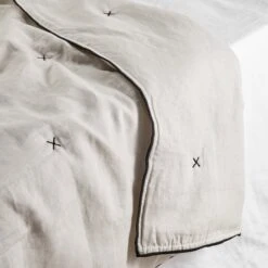 Couvre-lit Matelassé CARLINA Calcaire Et Bourdon Noir -Maison Linge Magasin couvre lit matelasse CARLINA 006499 N2G 6