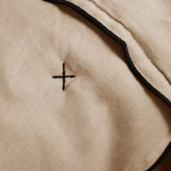 Couvre-lit Matelassé CARLINA Sable Et Bourdon Noir 11 Couvre-lit Matelassé CARLINA Sable Et Bourdon Noir -Maison Linge Magasin couvre lit matelasse CARLINA 006499 N4G 5