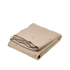 Couvre-lit Matelassé CARLINA Sable Et Bourdon Noir 13 Couvre-lit Matelassé CARLINA Sable Et Bourdon Noir -Maison Linge Magasin couvre lit matelasse CARLINA 006499 N4G packshot