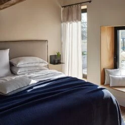 Couvre-lit ILARIO Encre Bleue Et Feston Noir