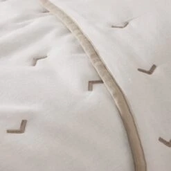 Edredon VINNIE Blanc Et Naturel -Maison Linge Magasin edredon VINNIE 008430 WN 8