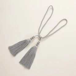 Embrasse Pompon BELLAGIO Cendré -Maison Linge Magasin embrasse pompon BELLAGIO 001164 N6 E1 4