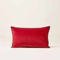 Housse De Coussin DARIO Rouge Opéra Et Bourdon Noir