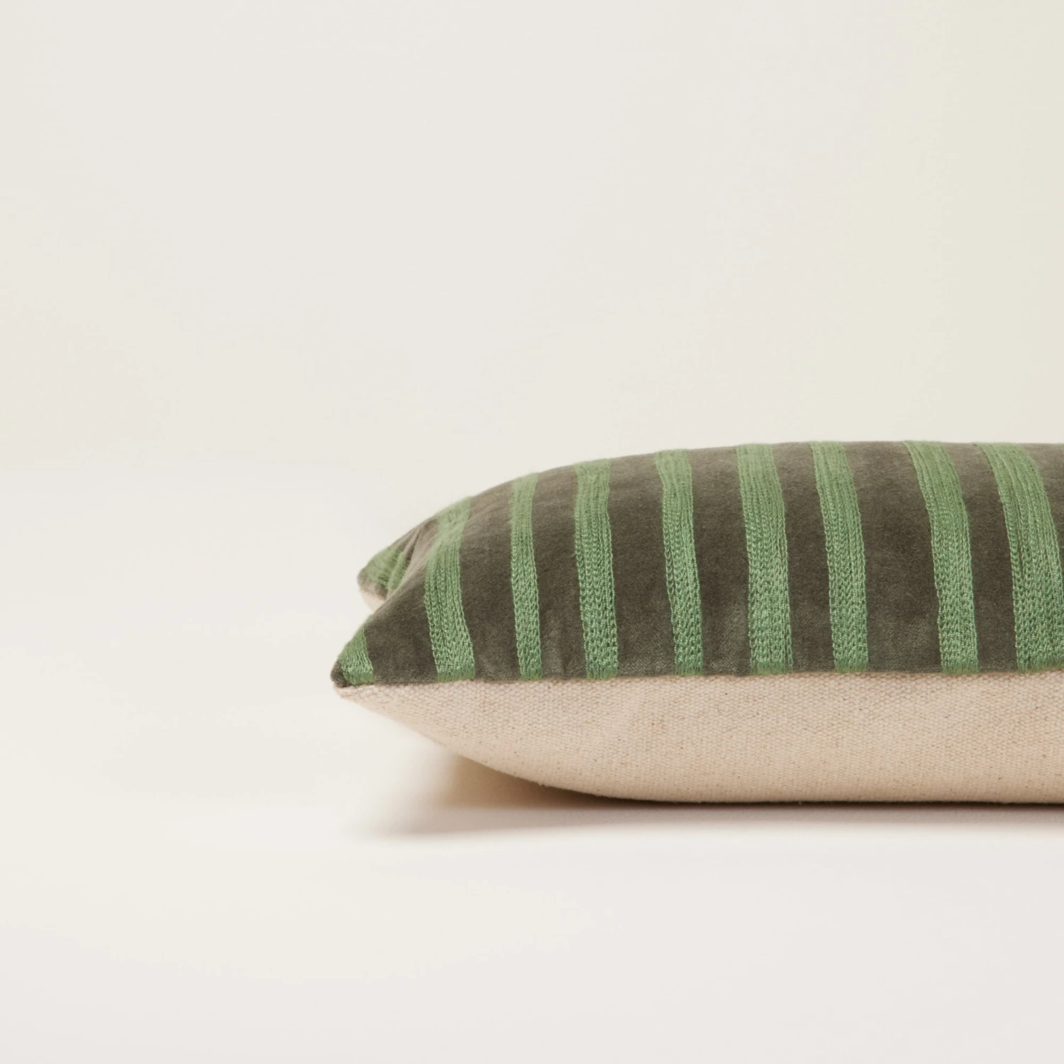 Housse De Coussin MYRTO Vert 8 Housse De Coussin MYRTO Vert – Image 8