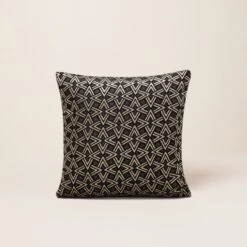 Housse De Coussin OSCAR Noir 11 Housse De Coussin OSCAR Noir -Maison Linge Magasin housse de coussin OSCAR 004932 GN C1 4