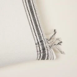 Housse De Coussin PAVANI Blanc Et Noir -Maison Linge Magasin housse de coussin PAVANI 007867 WG CM 5