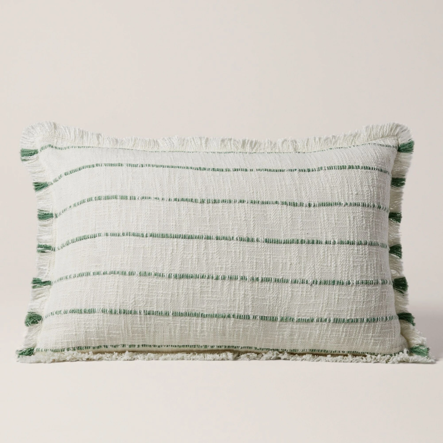 Housse De Coussin TAHA Ivoire Et Sauge 1 Housse De Coussin TAHA Ivoire Et Sauge