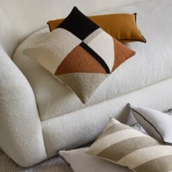 Housse De Coussin TRIAGO Naturel Et Noir 13 Housse De Coussin TRIAGO Naturel Et Noir -Maison Linge Magasin housse de coussin TRIAGO 007068 NG C1 2