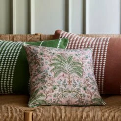 Housse De Coussin UBARI Rose Pétale Et Vert -Maison Linge Magasin housse de coussin UBARI 008636 RV C1 2