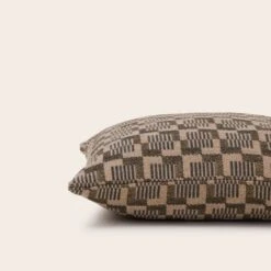 Housse De Coussin VITORIO Taupe Et Fève De Tonka -Maison Linge Magasin housse de coussin VITORIO 009007 NM C1 6