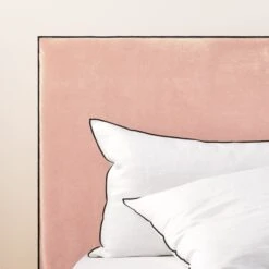 Housse De Tête De Lit DARIO Eglantine Et Bourdon Noir 13 Housse De Tête De Lit DARIO Eglantine Et Bourdon Noir -Maison Linge Magasin housse de tete de lit DARIO 007737 R3G 7