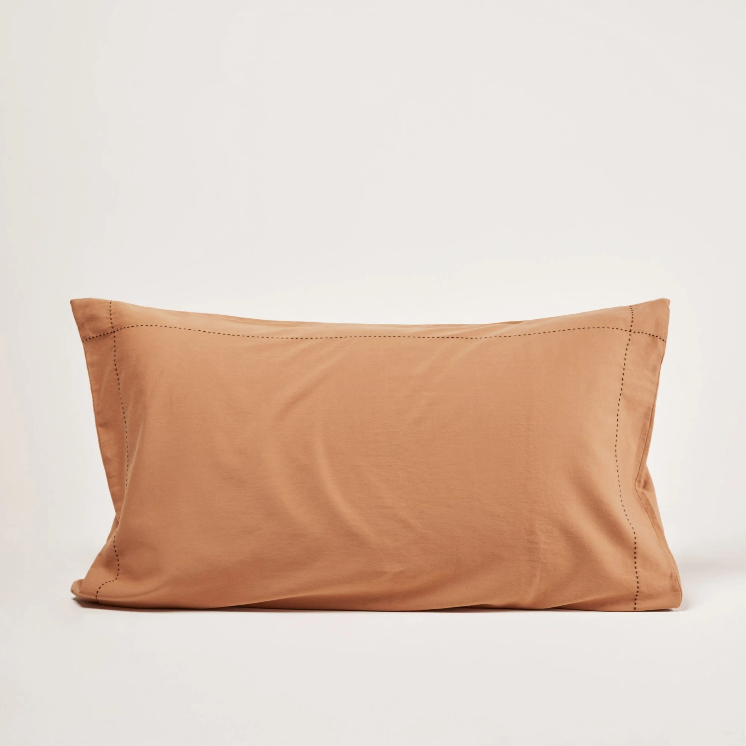 Lot De 2 Taies D'oreiller ANOUK Ecureuil Et Point Sellier Noir 6 Lot De 2 Taies D'oreiller ANOUK Ecureuil Et Point Sellier Noir – Image 6