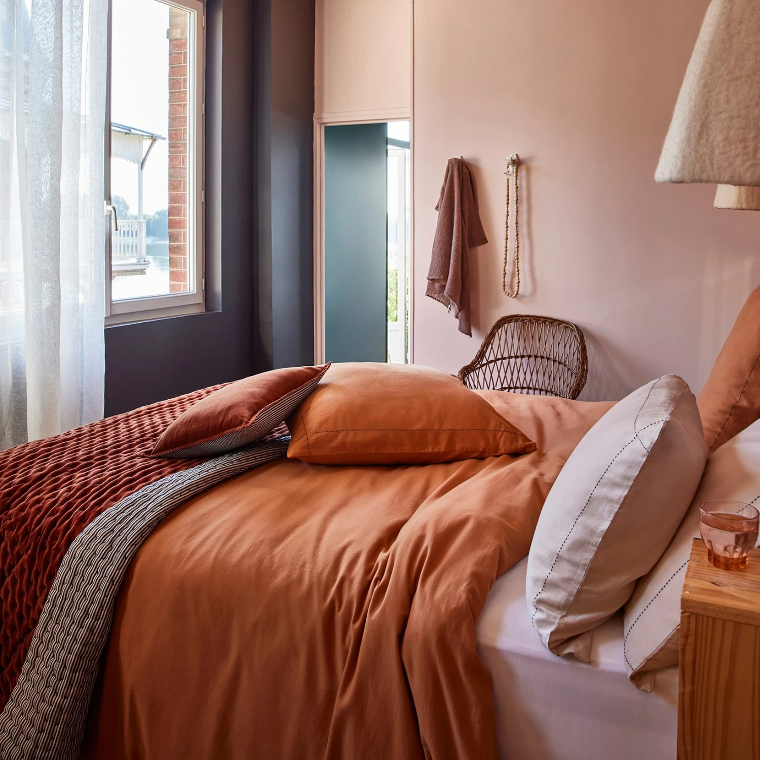 Lot De 2 Taies D'oreiller ANOUK Ecureuil Et Point Sellier Noir 9 Lot De 2 Taies D'oreiller ANOUK Ecureuil Et Point Sellier Noir – Image 9