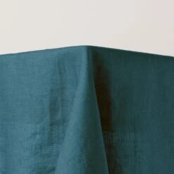 Nappe Carrée CARLINA Pétrole Et Bourdon Noir -Maison Linge Magasin nappe carree CARLINA 007344 BVG 5