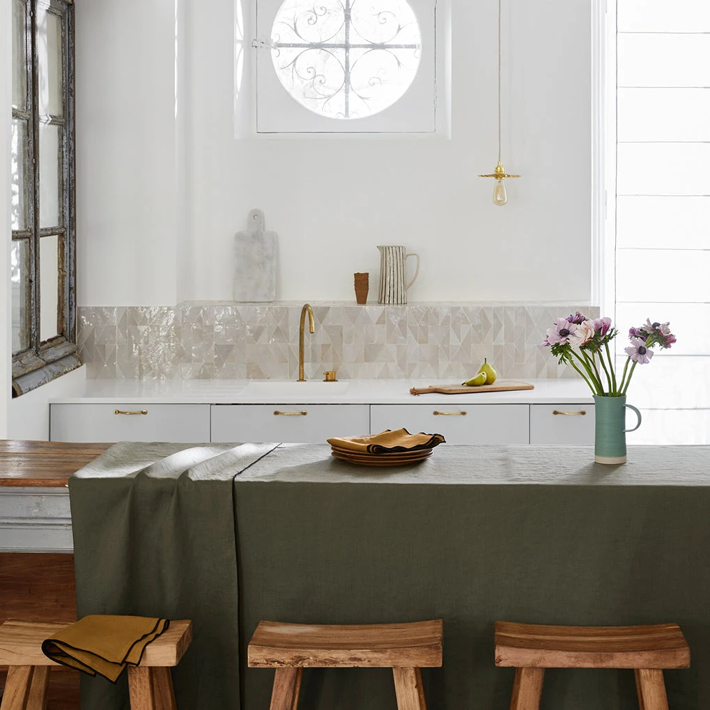 Nappe Rectangulaire CARLINA Kaki Grisé Et Bourdon Noir 3 Nappe Rectangulaire CARLINA Kaki Grisé Et Bourdon Noir – Image 3