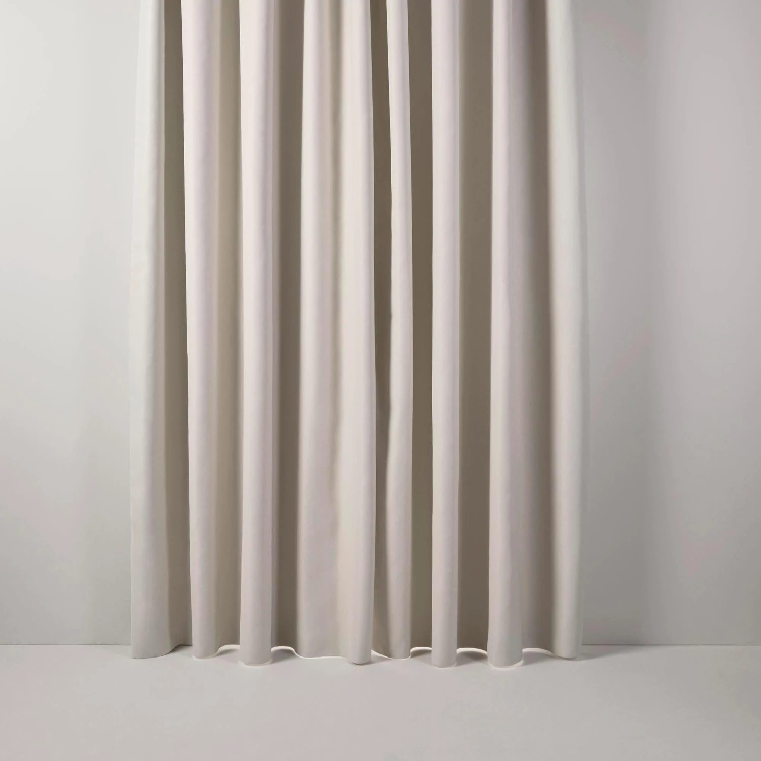 Occultant à Galon Fronceur NIGHT Blanc 4 Occultant à Galon Fronceur NIGHT Blanc – Image 4