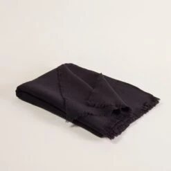 Plaid ALENA Noir De Mars 16 Plaid ALENA Noir De Mars -Maison Linge Magasin plaid ALENA 007668 G10 4