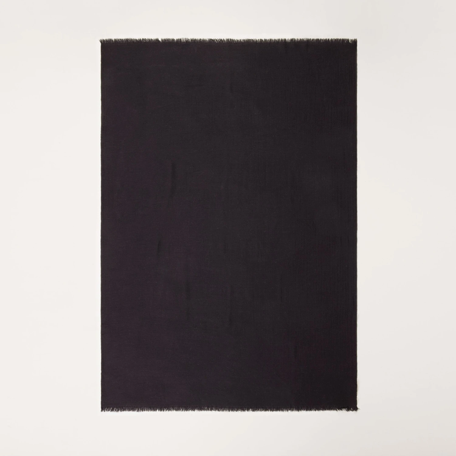 Plaid ALENA Noir De Mars 7 Plaid ALENA Noir De Mars – Image 7