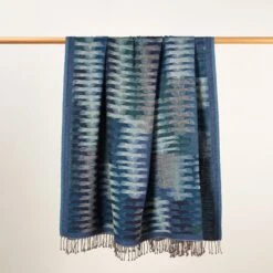 Plaid KHAN Indigo -Maison Linge Magasin plaid KHAN 004962 BV 8