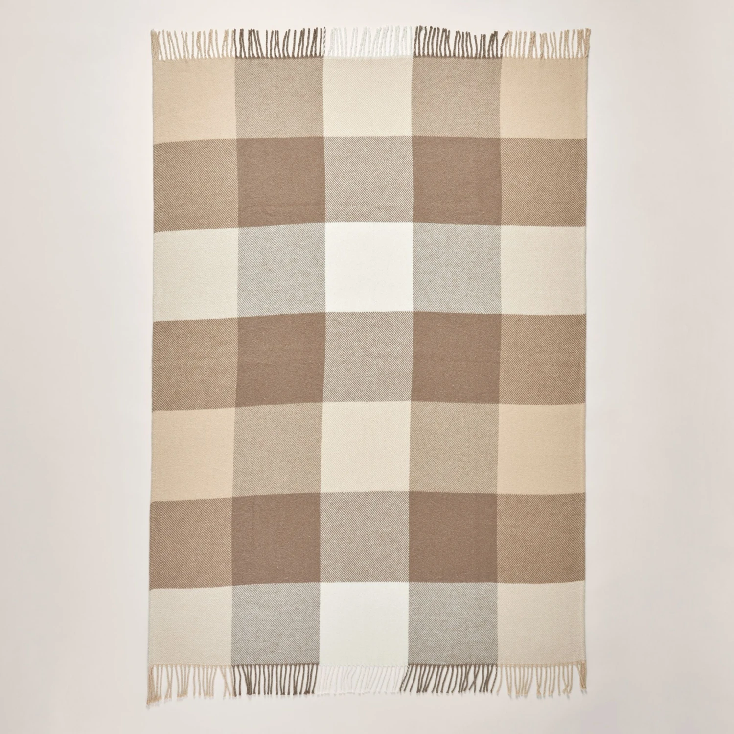 Plaid LIVIA Noisette 5 Plaid LIVIA Noisette – Image 5
