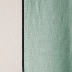 Rideau à Oeillets Noirs CARLINA Tilleul Et Bourdon Noir -Maison Linge Magasin rideau a oeillets noirs CARLINA 006498 V2G 7