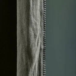 Rideau à Oeillets Noirs NINO Kaki Grisé Et Feston Noir