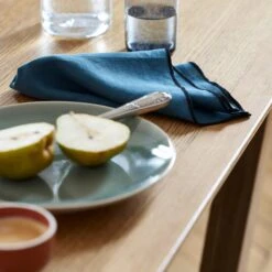 Serviette De Table CARLINA Pétrole Et Bourdon Noir -Maison Linge Magasin serviette de table CARLINA 006405 BVG 1