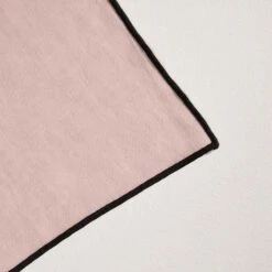 Serviette De Table CARLINA Rose Poudré Et Bourdon Noir -Maison Linge Magasin serviette de table CARLINA 006405 RG 6