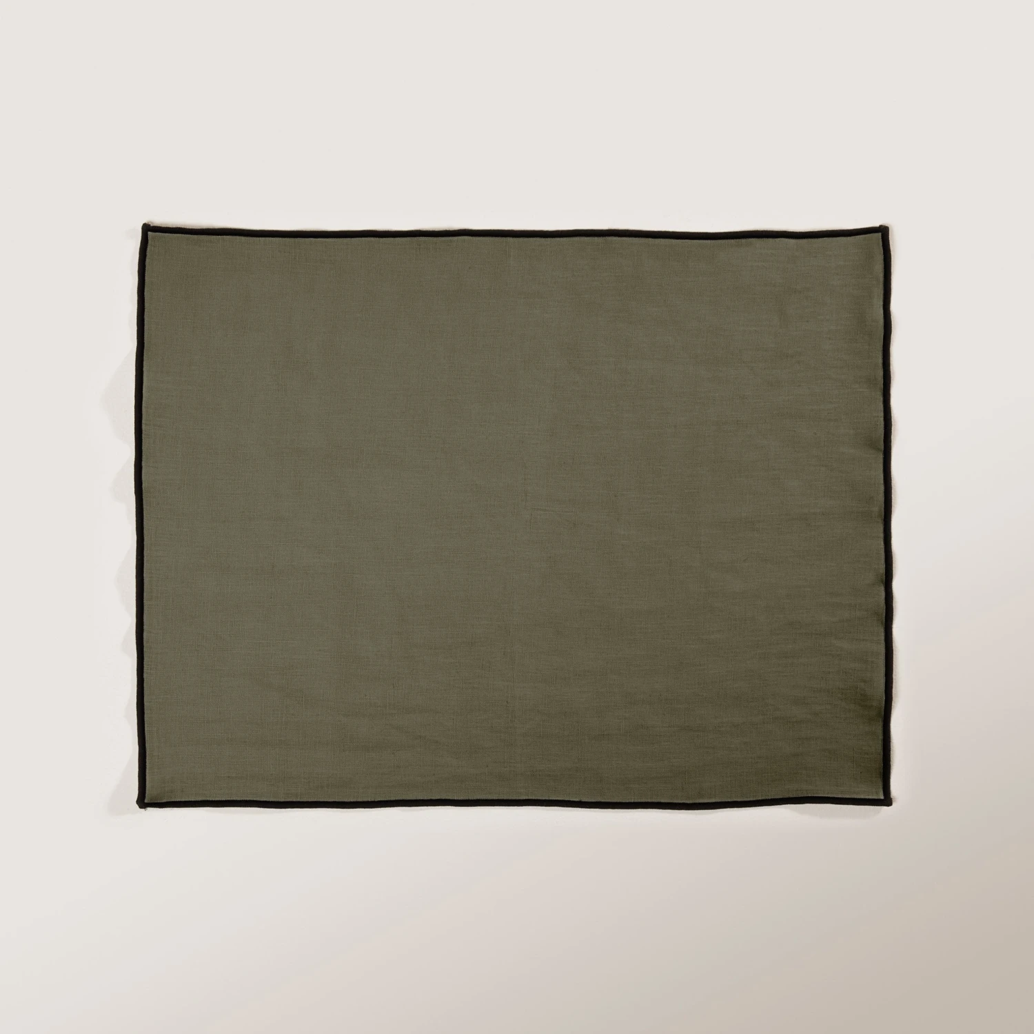 Set De Table CARLINA Kaki Grisé Et Bourdon Noir 1 Set De Table CARLINA Kaki Grisé Et Bourdon Noir