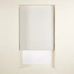 Store Bateau Occultant CARLINA Calcaire Et Bourdon Noir